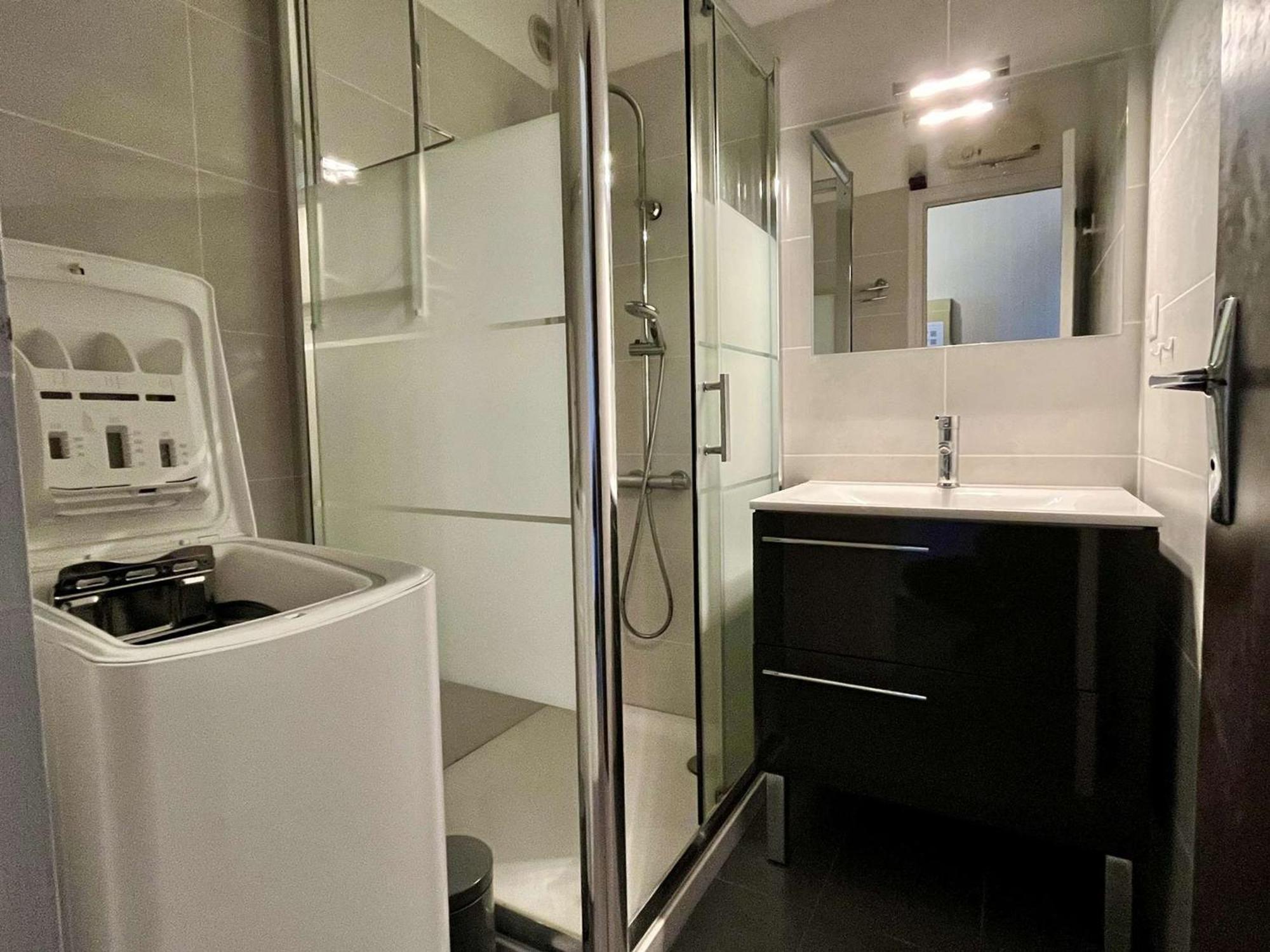 Appartement 2 Pieces A 400M De La Plage Avec Parking Prive, Loggia Et Menage Inclus - Argeles-Sur-Mer - Fr-1-225-247 Ngoại thất bức ảnh