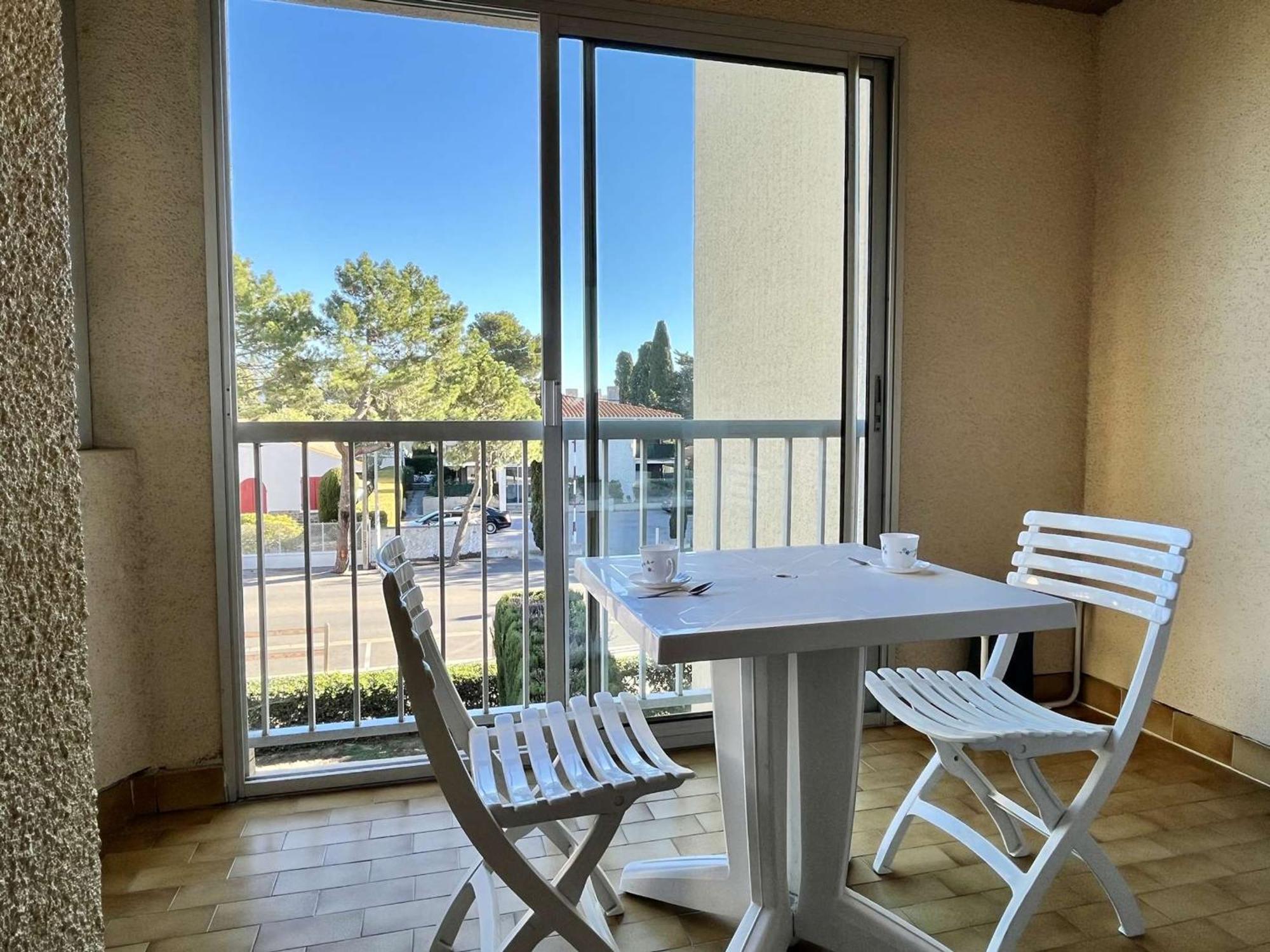 Appartement 2 Pieces A 400M De La Plage Avec Parking Prive, Loggia Et Menage Inclus - Argeles-Sur-Mer - Fr-1-225-247 Ngoại thất bức ảnh